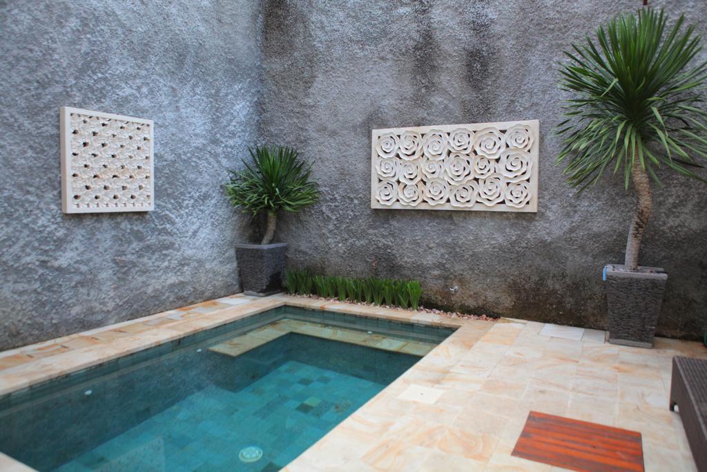 Bali Holiday Villas Kuta Kuta Lombok Værelse billede